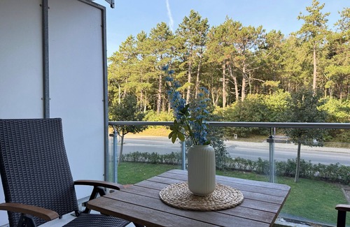 Sahlenburg Apartment | Idyllic Beachside Apartment with Ocean View and Spa Access