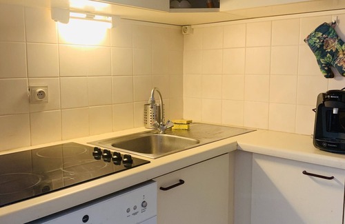 Cap-Ferret House | Inviting Apartment with Garden Terrace in Cap Ferret