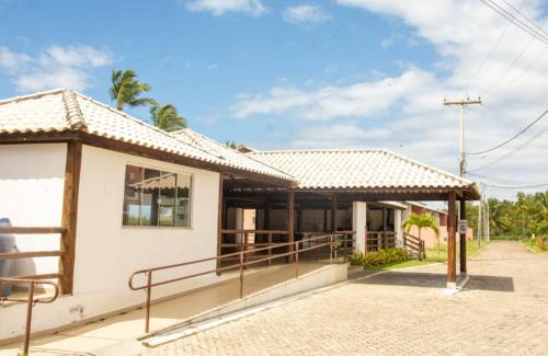 Aritagua Apartment | Beachfront B17 - Family-Friendly Stay at Praia da Pérola