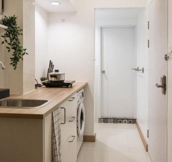 Bang Sue Apartment | Comfortable B2 Large with Full Kitchen Near MRT Bangson