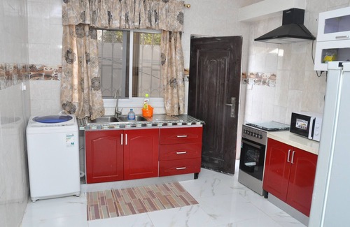 Kotu Apartment | Guest Rated 10/10: B2 Self Catering Apartments with Ocean View