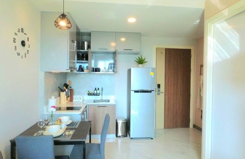 Ao Nang Apartment | Serene Sea View 1 Bedroom Steps from Ao Nang Beach