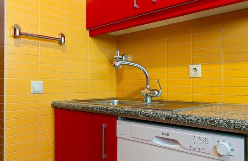 Lagos House | Stylish B28 House with Ocean View - 4-Star Guest Rated 10/10