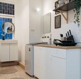 Bang Sue Apartment | Cozy B3 Studio Near MRT with Full Kitchen & Pet Friendly