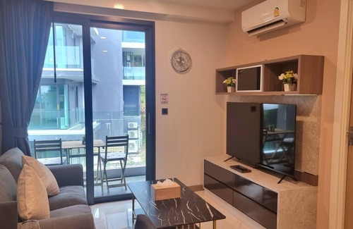 Ao Nang Condo | Relaxing Pool View 1 Br Retreat at Ao Nang Beach