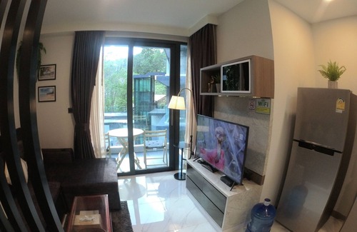 Ao Nang Apartment | Top Floor Pool View 1 Br at Ao Nang Beach - Family Friendly