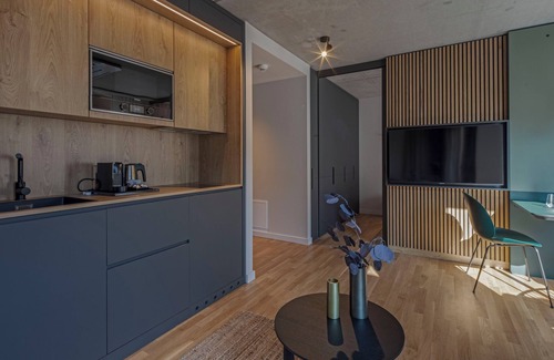 Karlsruhe City Centre Apartment | Top-Rated B5 Apartments with Kitchen and Breakfast Options