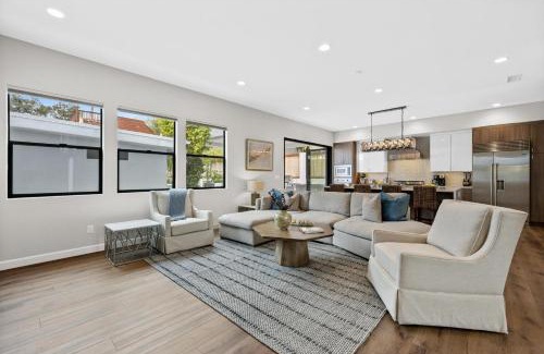 Del Mar Heights House | Discover Oasis Del Mar 4: Child-Friendly Retreat with Hot Tub