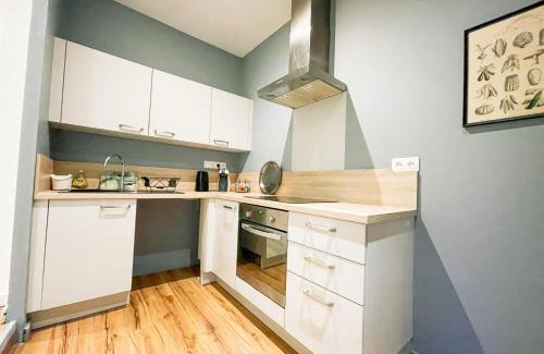 Quartier des Eaux-Claires Apartment | Pet-Friendly Haven at Le Rochambeau L'Aigle Vallier