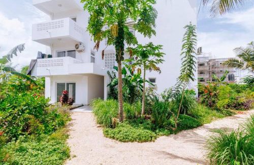 Fumba Apartment | Pet-Friendly Getaway at B8 Studio, Apt 22 Mwangani Apartments