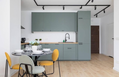Katowice Apartment | Modern Apartment with Kitchen & Pet-Friendly in Bażantowa