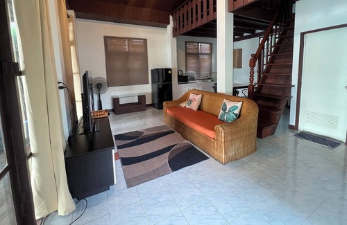 Bophut House | Beachfront Baan Anuntanaruk: Family-Friendly Ocean Views
