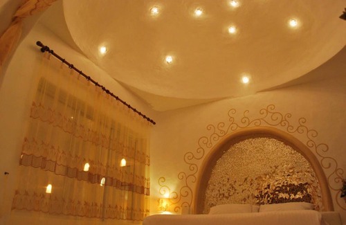 Suan Phueng Hotel | Discover Baan Aom Kod Kun Kao - Guest Rated 9/10 with Pool