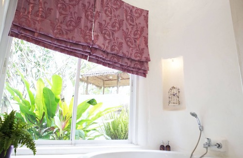 Suan Phueng Hotel | Discover Baan Aom Kod Kun Kao - Guest Rated 9/10 with Pool