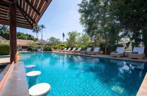 Hua Thanon Villa | Explore Baan Banburee: Ocean View & Spa Retreat