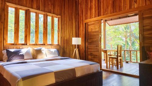 Chaloklum Ski Chalet | Guest Rated: 9.6/10 at Baan Bhuwann Forest Chalet