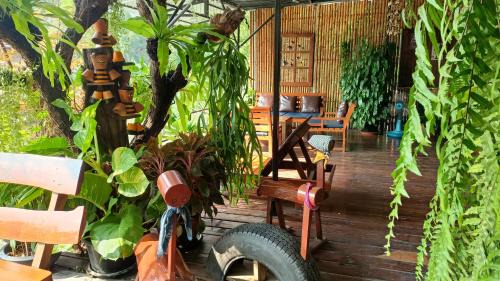 Ayutthaya House | Discover Baan Canalee: Family-Friendly with Dining Options