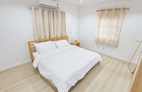 Nong Kae Cottage | Cozy Baan Casita Private Seaside Cottage for Families