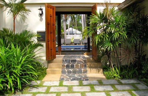 Hua Thanon Villa | Relax at Baan Chaba: 4 Bedroom Villa with Ocean View