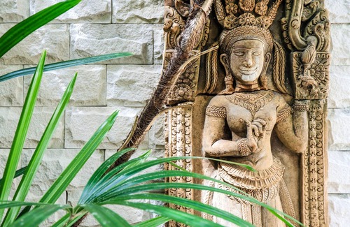 Lipa Noi Villa | Elegant Baan Chao Lay: Oceanfront Stay with Private Pool