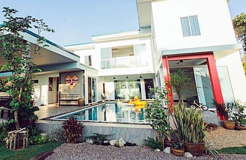 Kao Yai Villa | Discover Baan Farm Sook: Family-Friendly Retreat with Pool