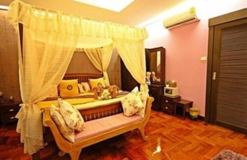 Cha-am Hotel | Family-Friendly Baan Fern Talay with Kitchen & Restaurant