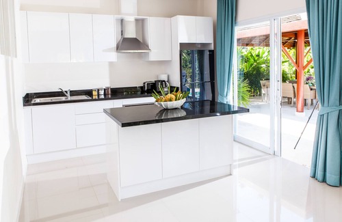 Hua Thanon Villa | Relax at Baan Khwam Rak: Ocean View & Private Pool Retreat