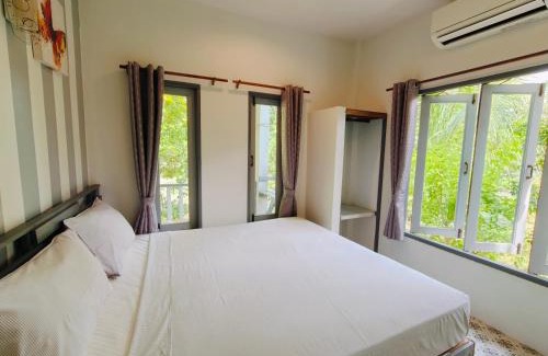 Chaloklum Resort | Discover Baan Moonchan House: Guest Rated 9.3/10