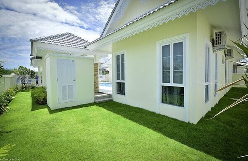 Hua Hin Apartment | Relax at Baan Nice Breeze Hua Hin with Private Pool Access