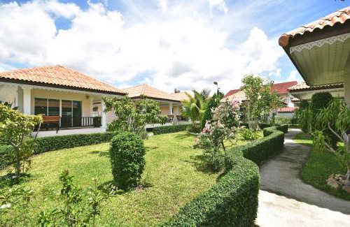 Hua Hin Resort | Family-Friendly Baan Opun Garden Resort with Pool & Hot Tub