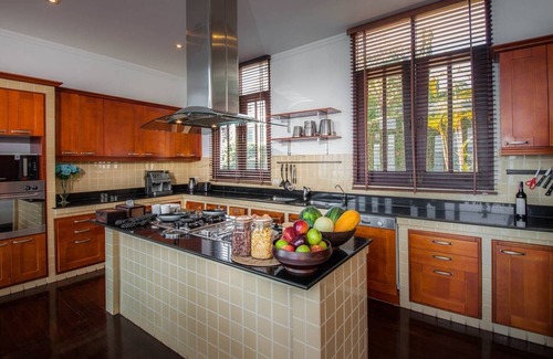 Patong Villa | Experience Baan Paradise Villa with Ocean Views in Patong