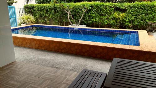 Pak Nam Pran House | Relax at Baan Pare: Pet-Friendly Oceanfront Oasis