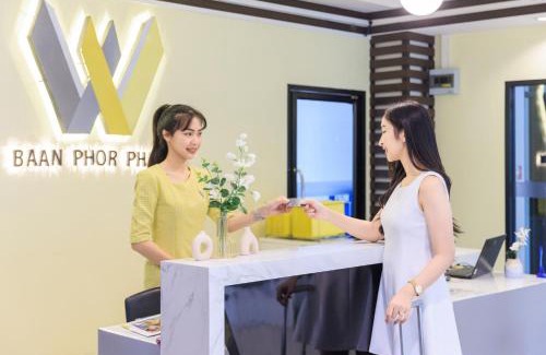 Khon Kaen Hotel | Budget-Friendly Baan Phor Phan Hotel with Breakfast & Access