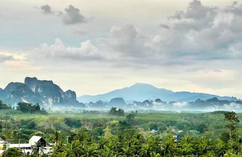Krabi House | Romantic Villas with Jacuzzi and Mountain Views at Baan Phuvara