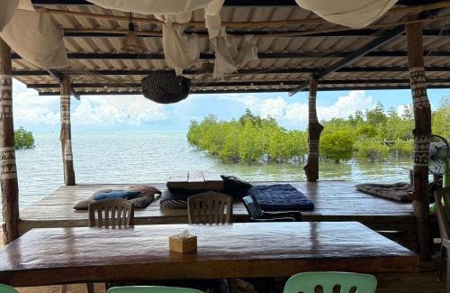 Ko Phaluai House | Oceanfront Baan Plai Laem Homestay with Private Beach