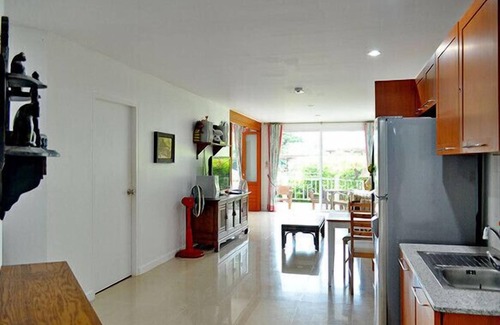 Khao Takiab Apartment | Beachfront Baan Poolom - 2Br with Ocean Views & Pool