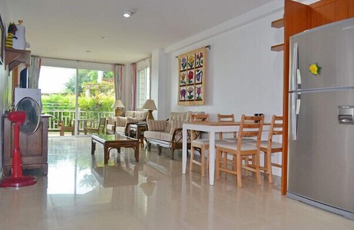 Khao Takiab Apartment | Beachfront Baan Poolom - 2Br with Ocean Views & Pool