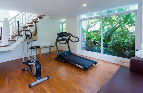 Khao Takiab Apartment | Scenic Baan PooLom 2-Bedroom Apt with Ocean Views