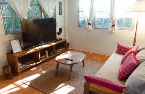 Wua Lai House | Guest Rated 9.7: Baan Ragang - Family-Friendly Retreat