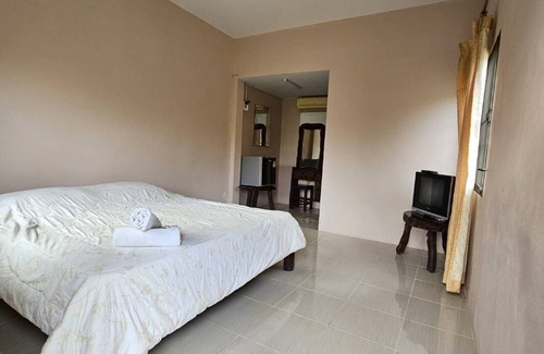 Nong Nam Daeng Hotel | Cozy Baan Rai Somkiat Homestay with Family-Friendly Amenities