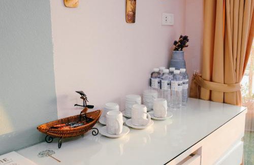 Thung Maha Mek Apartment | Cozy Baan Sabai Rama IV Apartment with Breakfast Included