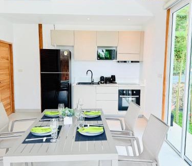 Karon Villa | Seaview Villas at Baan Saint-Tropez, Rated 9.2/10