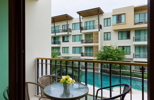 Khao Takiab Apartment | Relaxing Baan SanSuk 2-Bedroom Apt with Pool View