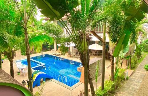 Wieng Resort | Discover Baan Soontree Resort: Poolside Bliss Awaits