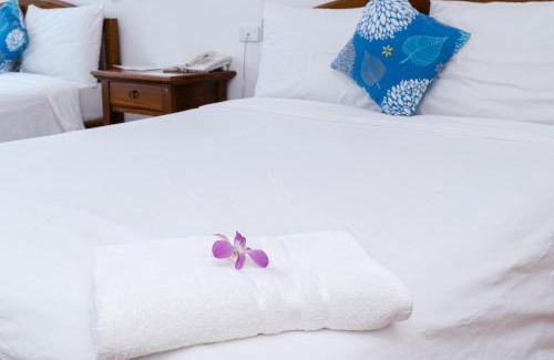 Warin Chamrap Hotel | Relaxing Retreat at Baan Suan Khun Ta Golf Resort