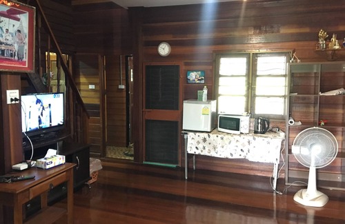 Khlong Khuean House | Child-Friendly Retreat at Baan Suan View Dee Homestay