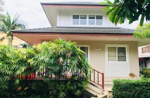 Cha-am House | Relax at Baan Talay Samran with Pool and Garden Views
