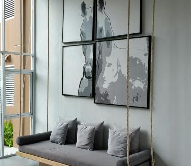 Cha-am Apartment | Relax at Baan Thew Lom by Meaw with Pool & Ocean View