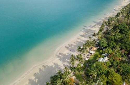 Khanom Hotel | Oceanfront Bliss at Baan Thong Ching Resort - 4 Stars