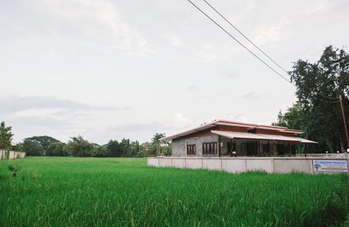 Hang Dong House | Cozy Baan Tonglong Homestay with Breakfast and Kitchen